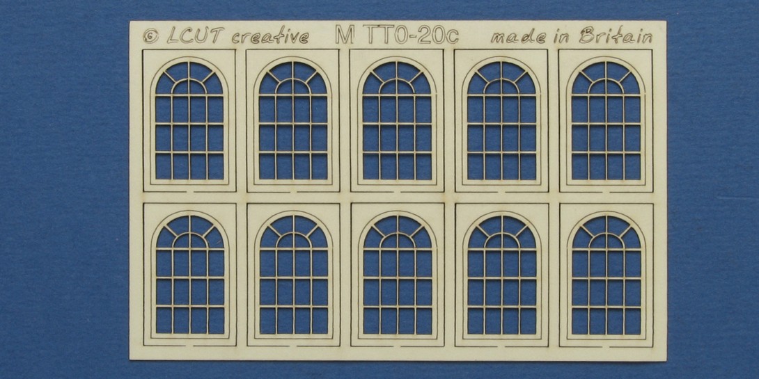 M TT0-20c TT:120 kit of 10 industrial windows Kit of 10 industrial windows with outer frame. Made from 0.35mm paper.
